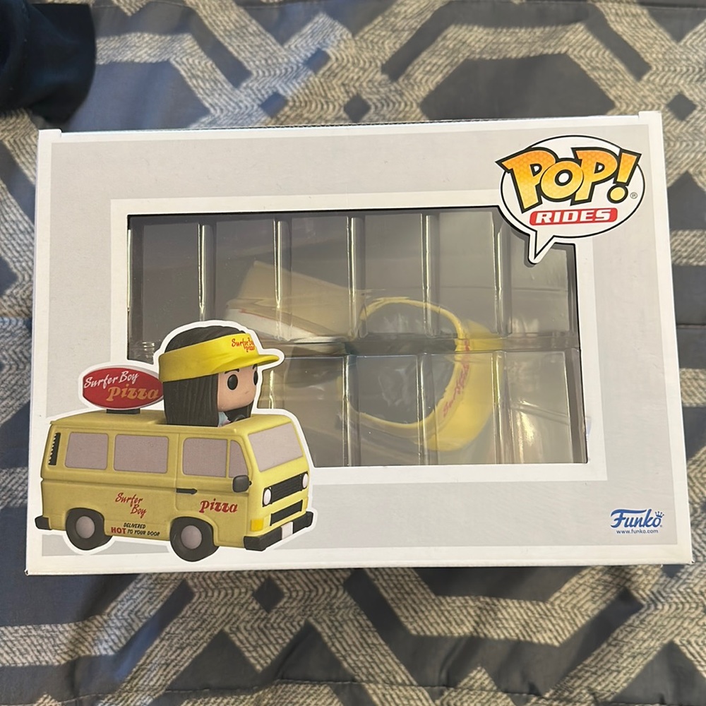 Stranger Things Argyle Pizza Van Funko Pop - Picture 2 of 7